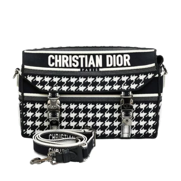 直播編號 19 : 【二手】CHRISTIAN DIOR DIORCAMP 郵差包 E19422