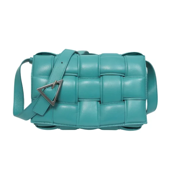 250206 直播編號 25 : 【二手】BOTTEGA VENETA CASSETTE 填充織皮手袋 E19389