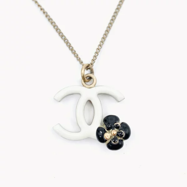 直播編號 9 : 【二手】CHANEL CC 山茶花項鍊 P1003