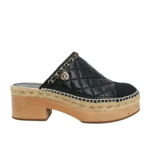 【二手】CHANEL 鏈條絎縫皮革木屐 37 E22178
