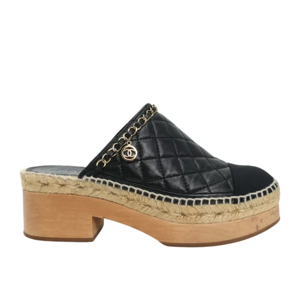 【二手】CHANEL 鏈條絎縫皮革木屐 37 E22178