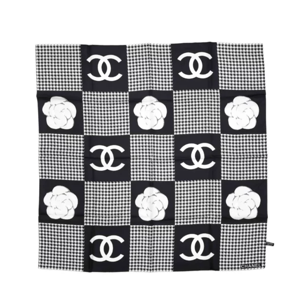 【未使用品】CHANEL 90 圍巾 E21638