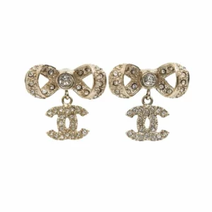 【二手】CHANEL 蝴蝶結CC吊墜耳環 A42648 E19639
