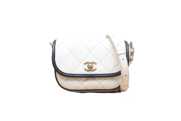 【二手】CHANEL 半月郵差手袋 YY1314