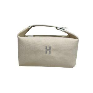 【未使用品】 Hermes 米白色飯盒包 PD2099