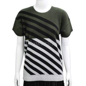 【未使用品】ISSEY MIYAKE 褶皺上衣 E18208