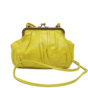 【二手】MIU MIU 帶肩皮革錢包 E20066