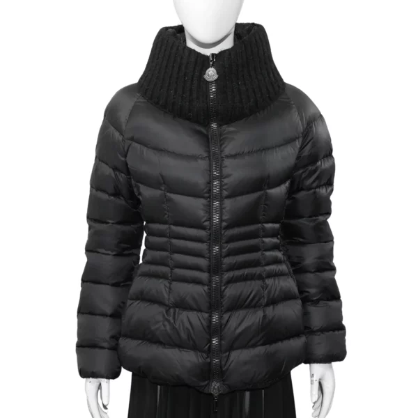 【二手】MONCLER PELIADE 針織領羽絨服 1 E20254