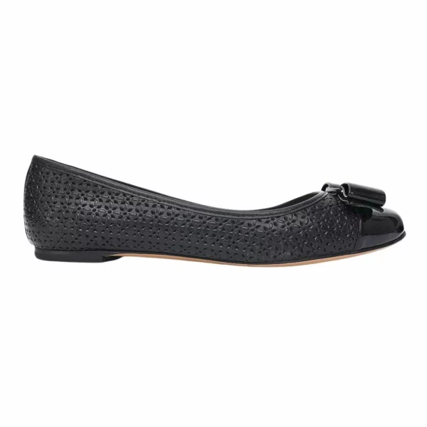 【二手】SALVATORE FERRAGAMO 平底鞋 7 E16125