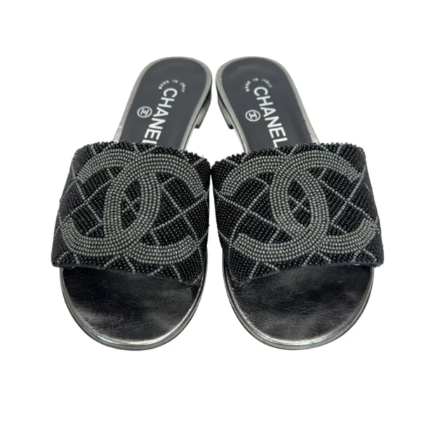 【二手】CHANEL CC 釘珠 涼鞋 35C PD2320
