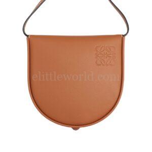 【未使用品】LOEWE 貝殼小號皮革肩背包 E23412