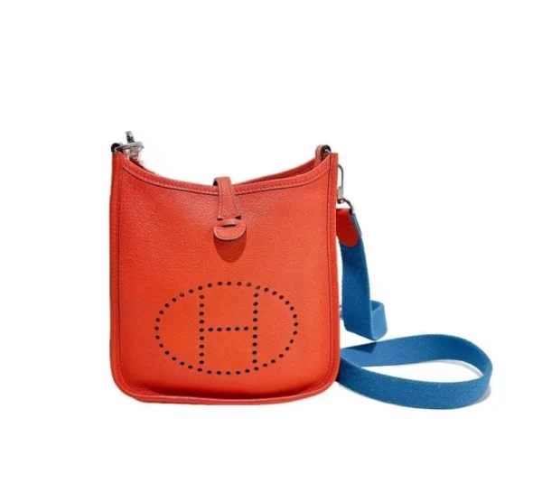 【二手】HERMES EVELYNE 16 手袋 PD2500